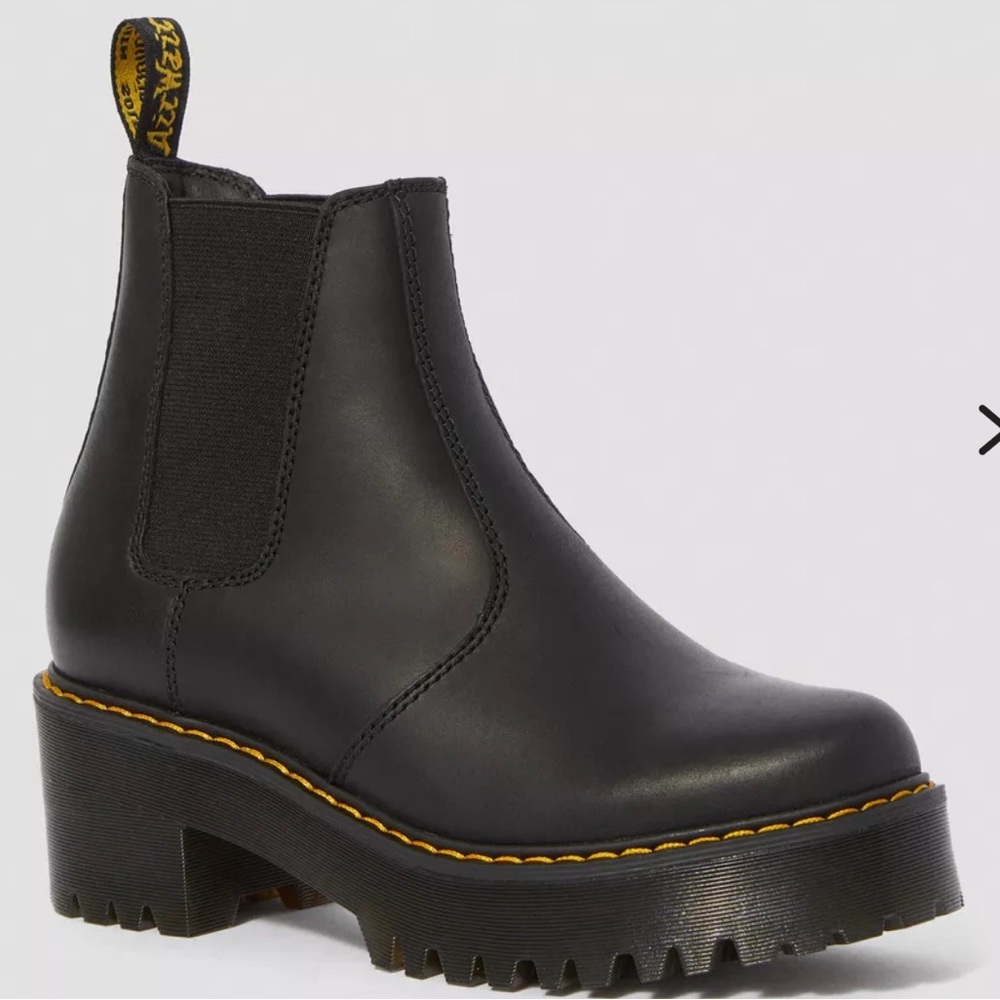 DR.MARTENS - ROMETTY WYOMING LEATHER PLATFORM CHELSEA BOOTS
